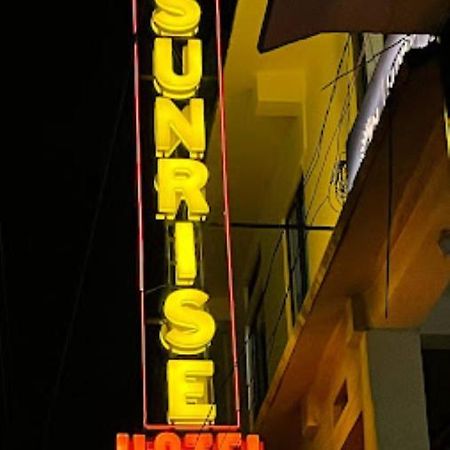 Hotel Sunrise อิมฟัล ภายนอก รูปภาพ